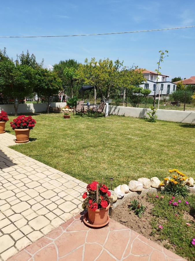 Villa Katerina Nea Kallikrateia Exterior foto